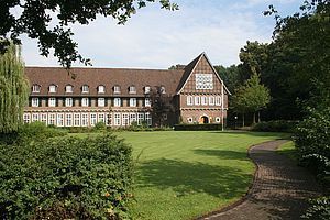 LVHS Gebäude Frontansicht 