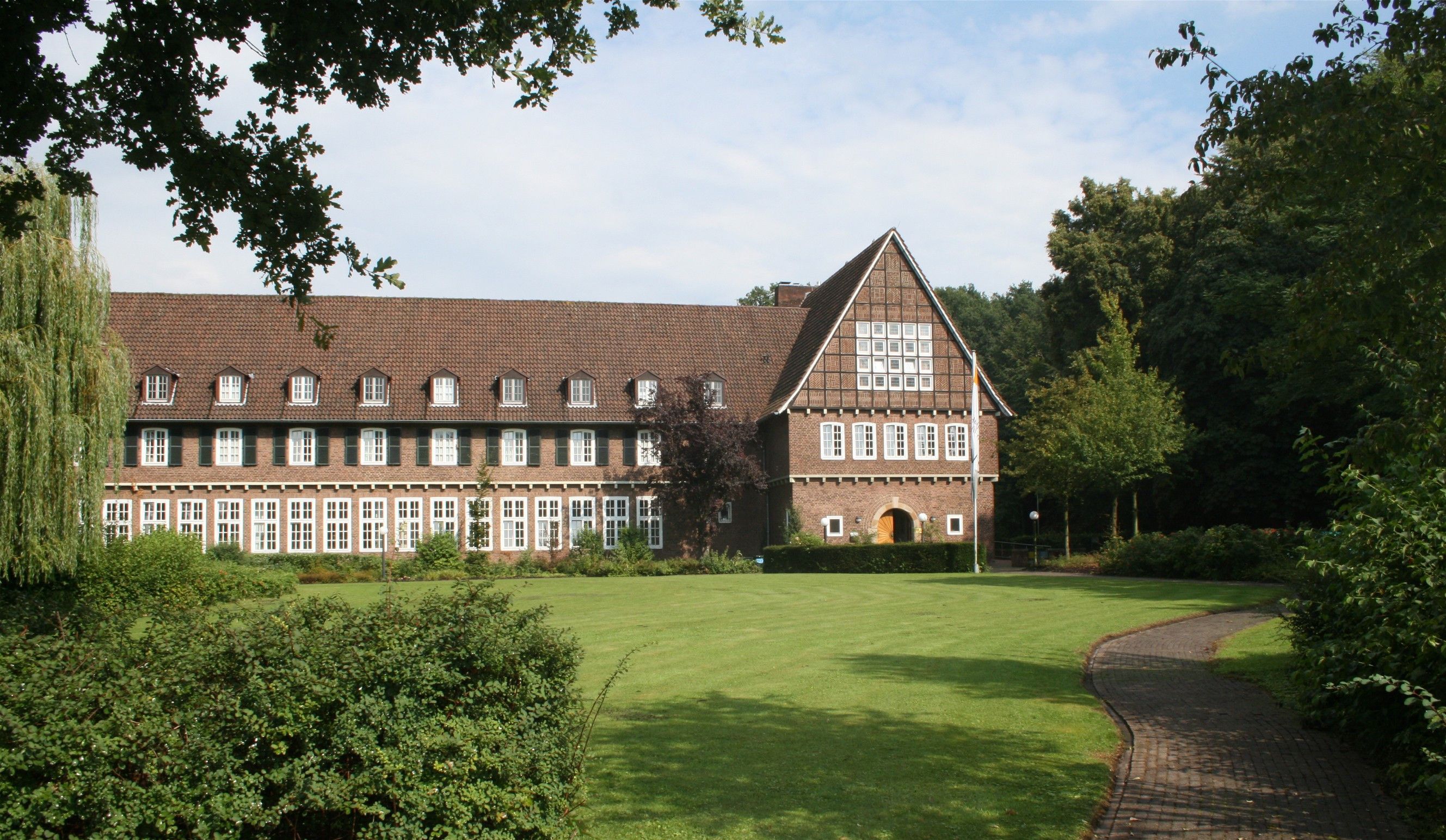 LVHS Freckenhorst Gebäude Frontansicht