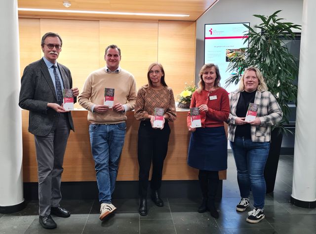 Vorstellung des neuen Jahresprogramms 2026 durch die Pädagogen-Gruppenfoto