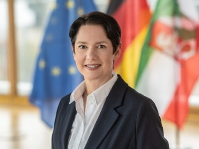 Bild Frau Silke Gorißen, Ministerin für Landwirtschaft und Verbraucherschutz des Landes Nordrhein-Westfalen.